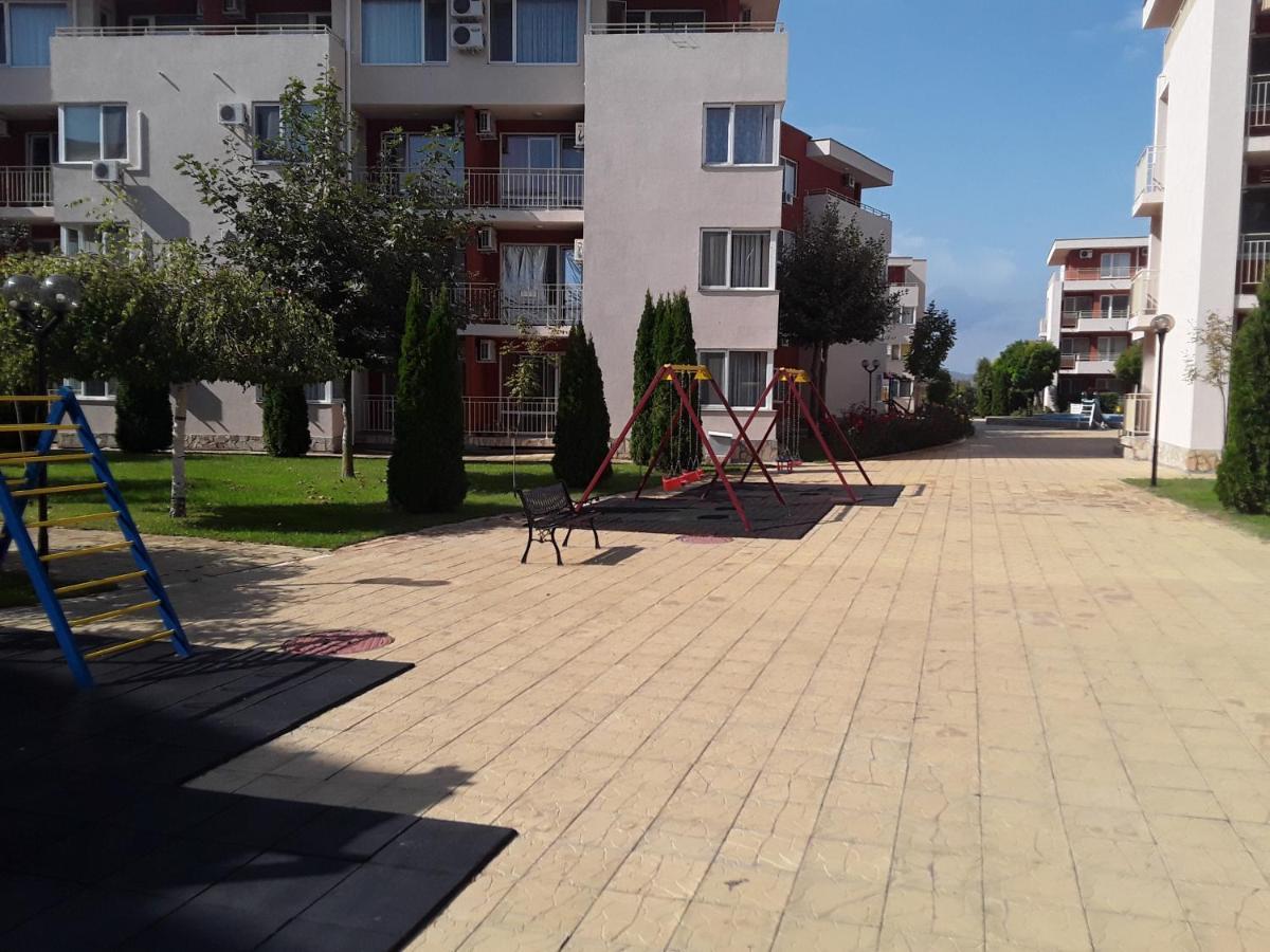 Apartamento Private Studio In Fort Noks Sunny Beach Exterior foto